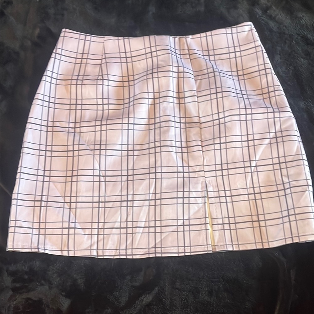 Amazon Plaid Pencil Skirt in Black and White